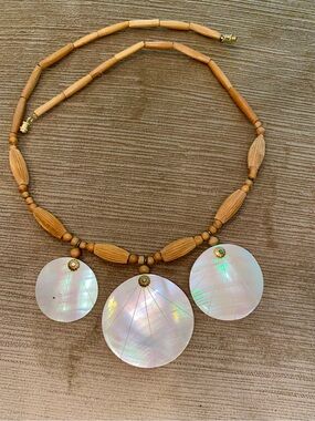 Boho Iridescent Shell & Carved Bead Necklace . Beach style